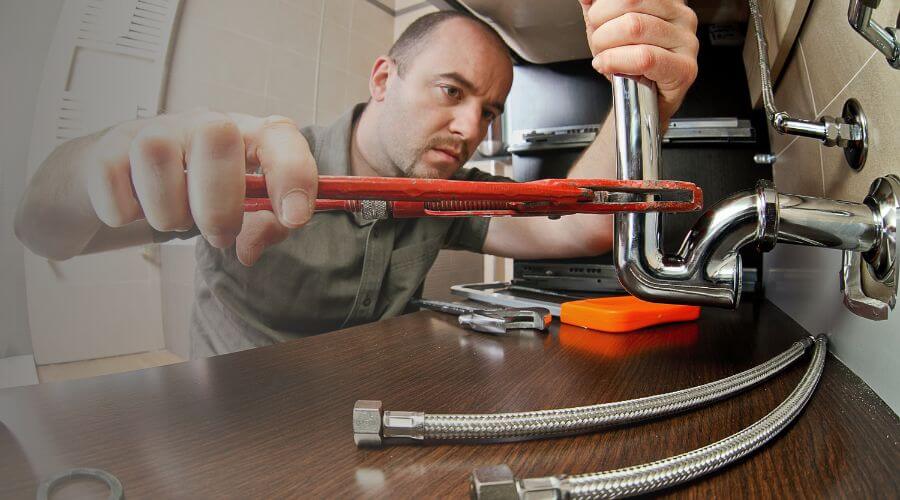 Expert burst pipe repair services in Marshall, IL